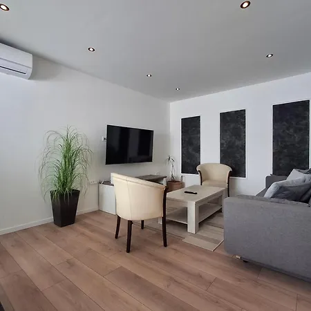 Alma Apartment Pula
