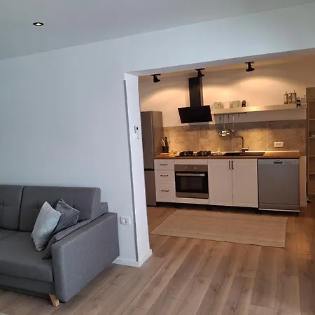 Apartment Alma Pula