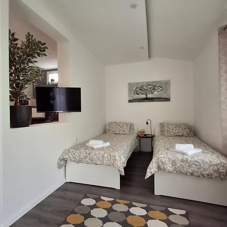 Alma Apartment *
